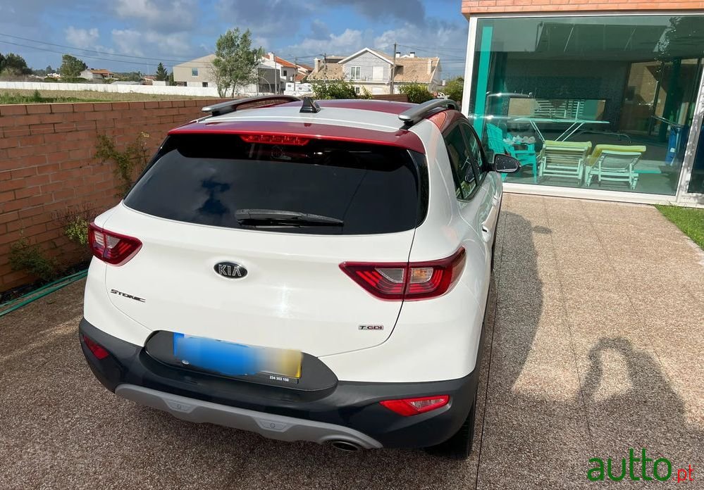 2018' Kia Stonic 1.0 T-Gdi Tx photo #2