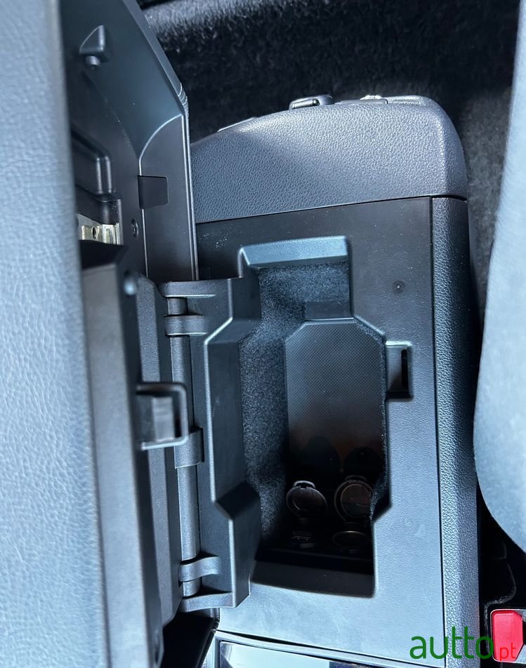 2013' Peugeot 508 Sw photo #3