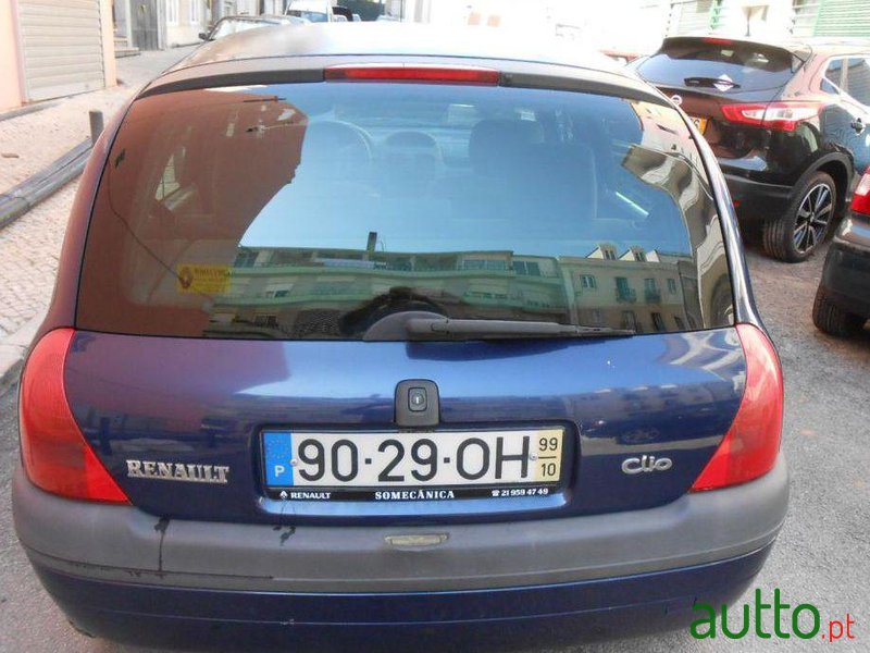 1999' Renault Clio 1.2 RT photo #2