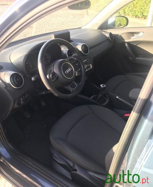 2017' Audi A1 Sportback photo #1