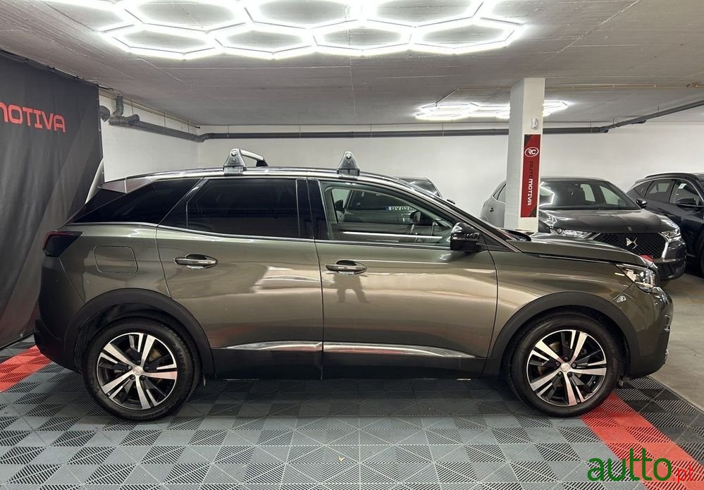 2019' Peugeot 3008 photo #4