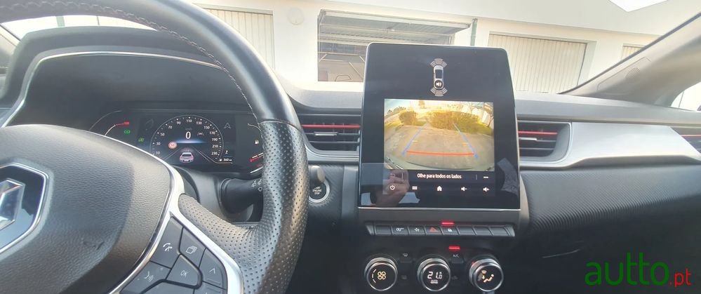 2022' Renault Captur 1.0 Tce Rs Line photo #2