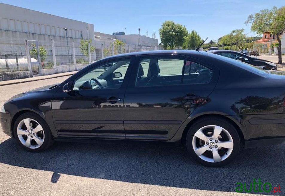 2004' Skoda Octavia Sport photo #5
