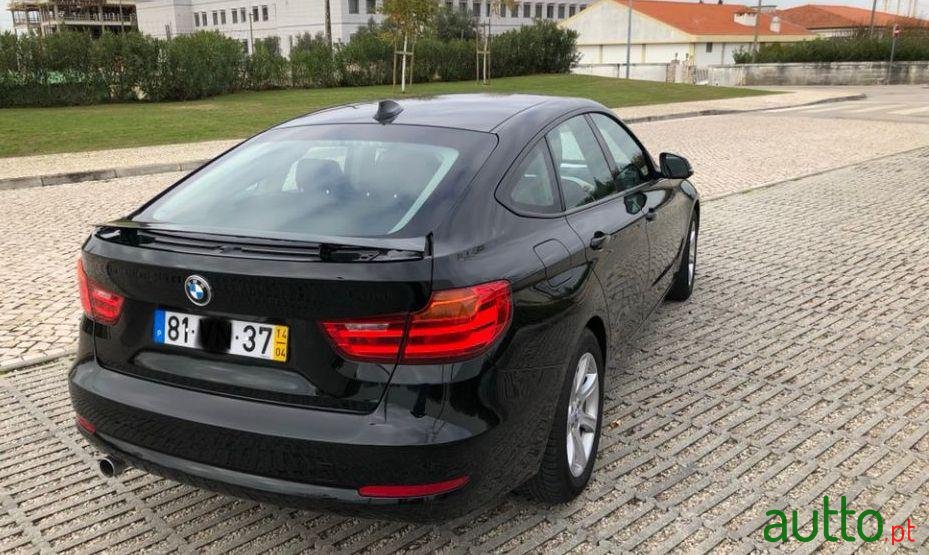 2014' BMW 318 Gt photo #2