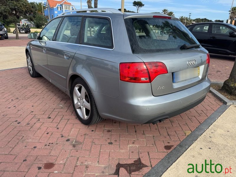 2005' Audi A4 Avant photo #3