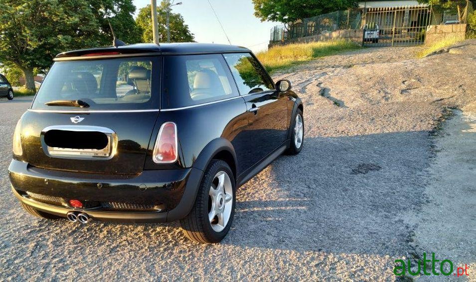 2005' MINI One 1.4D photo #2