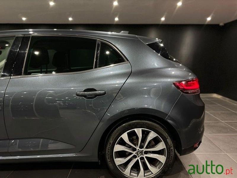 2021' Renault Megane photo #4