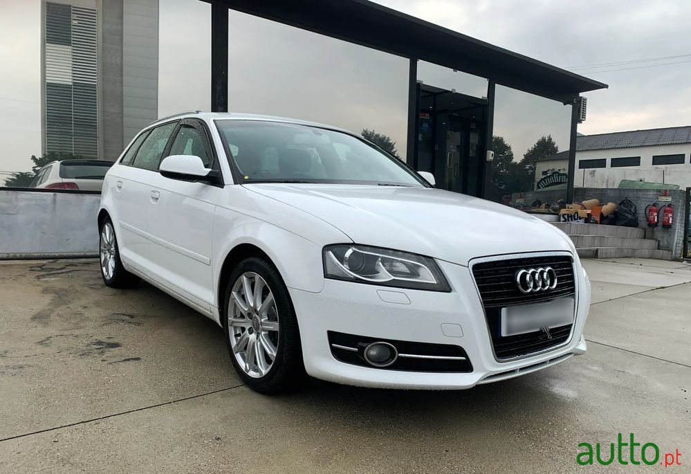 2012' Audi A3 Sportback photo #1