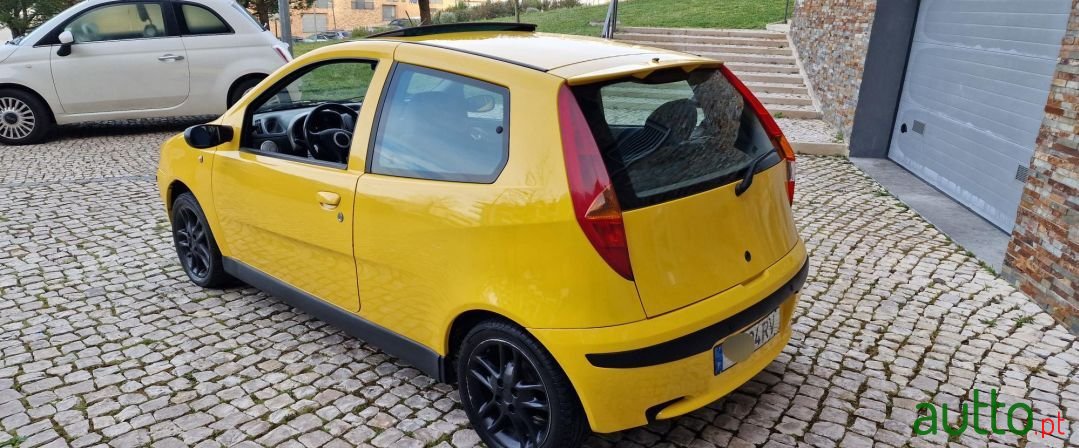 2001' Fiat Punto Sport photo #3