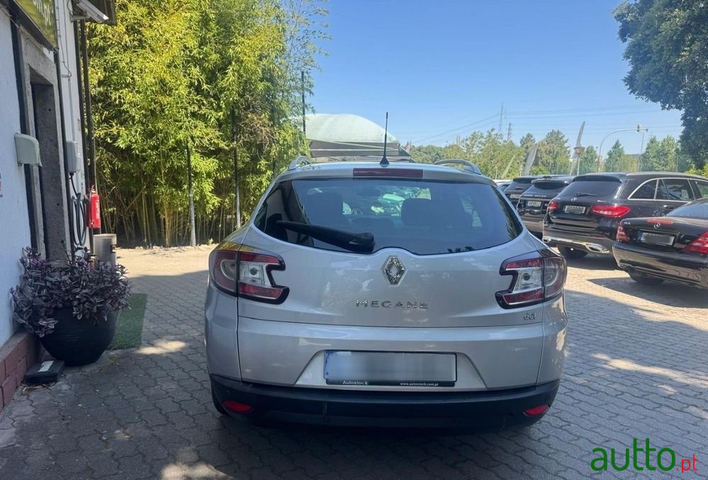 2012' Renault Mégane Sport Tourer photo #5