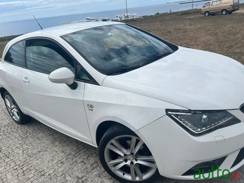2012' SEAT Ibiza photo #6