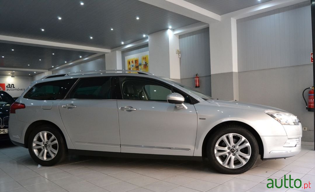 2015' Citroen C5 Tourer photo #4