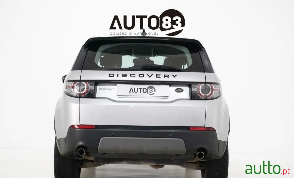 2016' Land Rover Discovery Sport photo #4