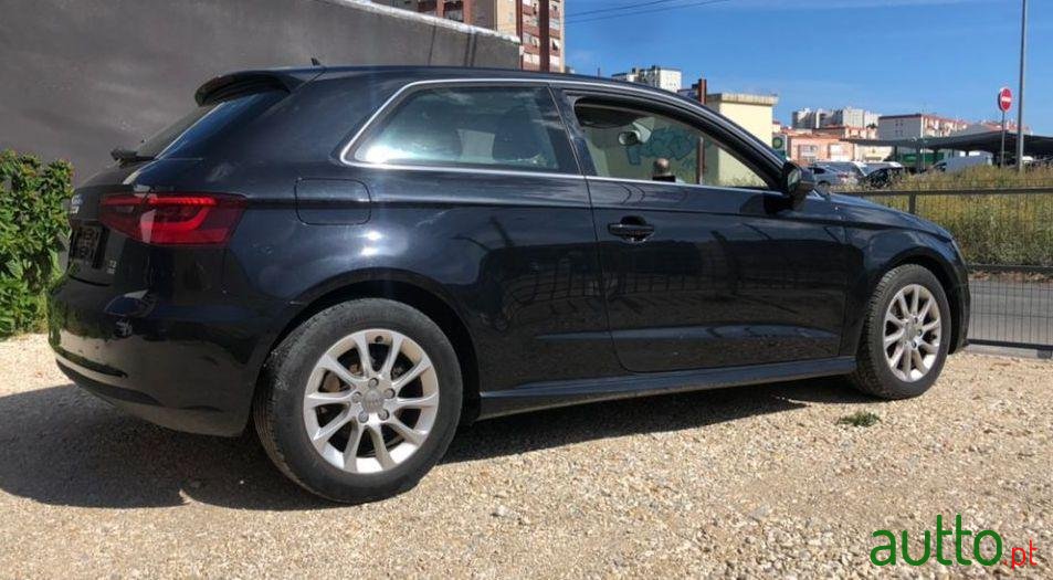 2014' Audi A3 Sportback photo #1