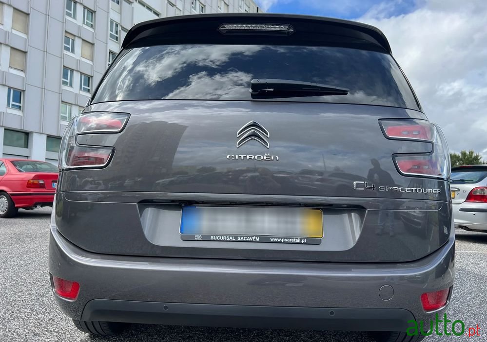2019' Citroen Grand C4 SpaceTourer photo #4