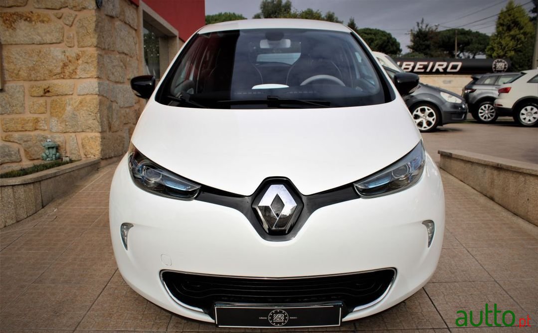 2015' Renault Zoe photo #3