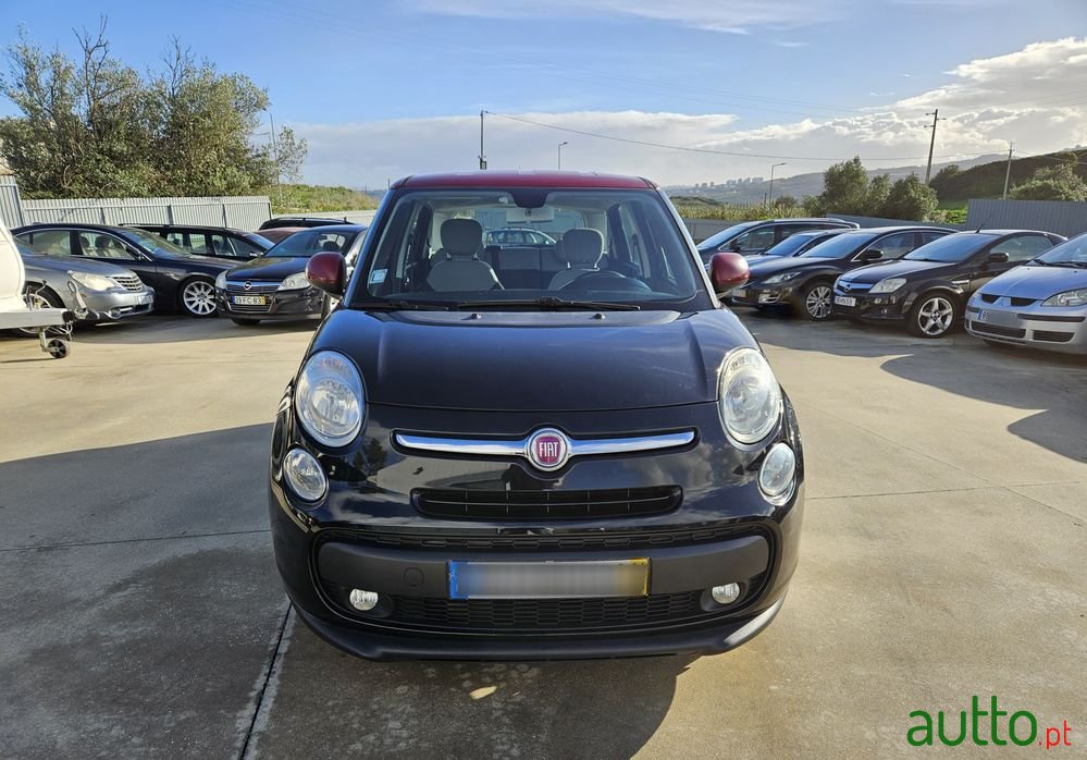2014' Fiat 500L photo #2
