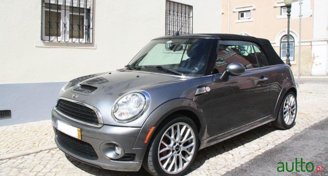 2009' MINI John Cooper Works photo #3