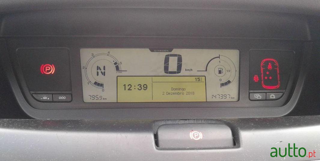 2009' Citroen C4 Picasso photo #1