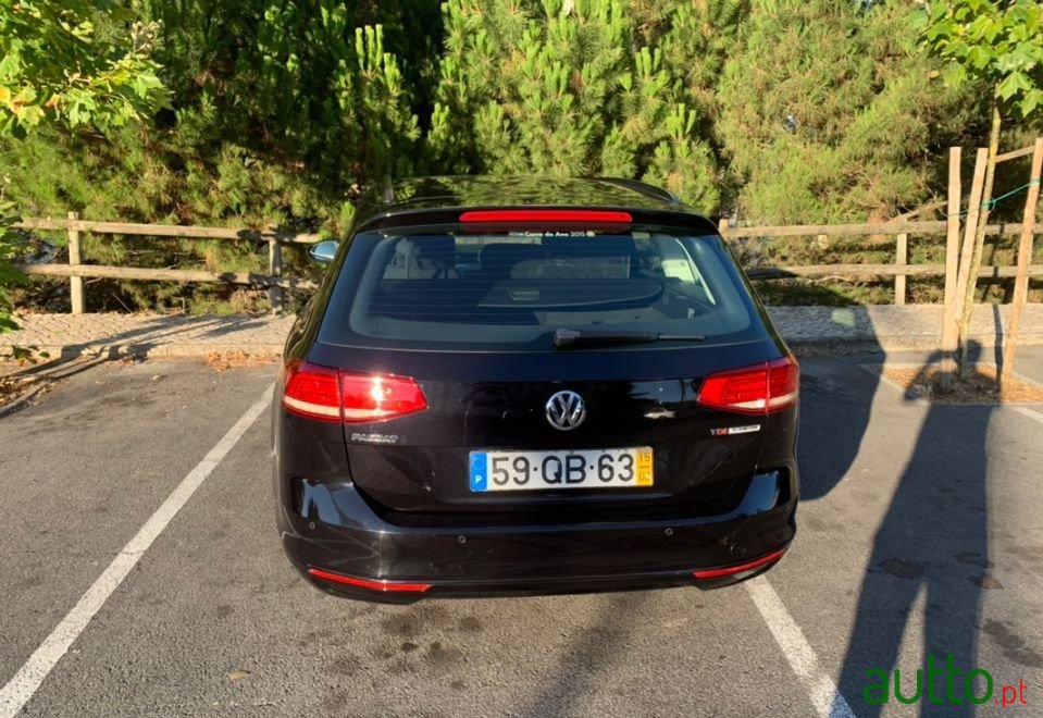 2015' Volkswagen Passat Variant photo #3