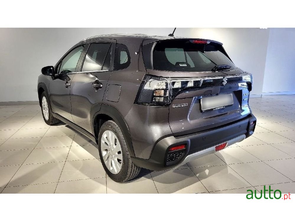 2023' Suzuki S-Cross photo #5