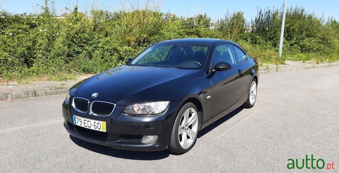 2007' BMW 320 photo #1