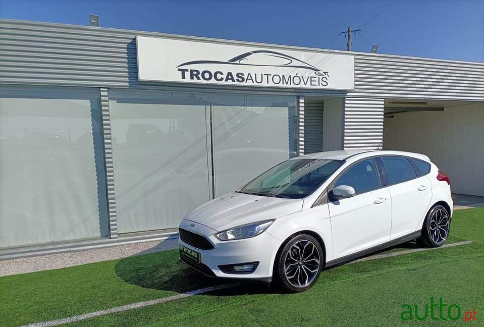 2016' Ford Focus photo #1