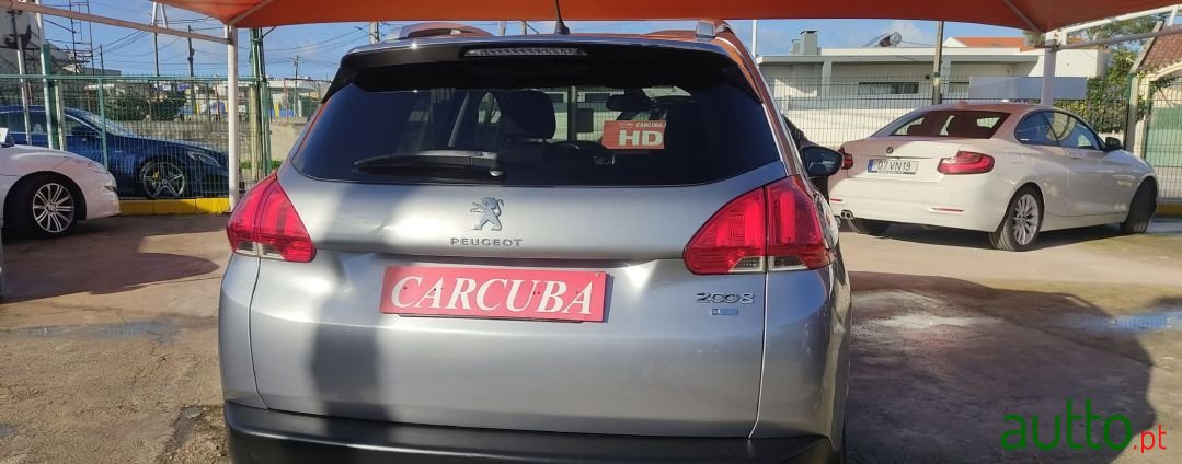 2014' Peugeot 2008 photo #3