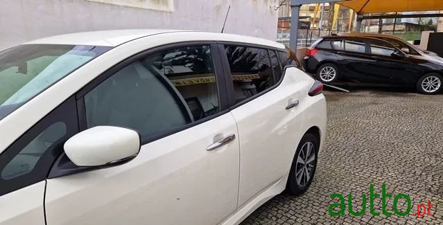 2019' Nissan Leaf 40 Kwh Acenta photo #3