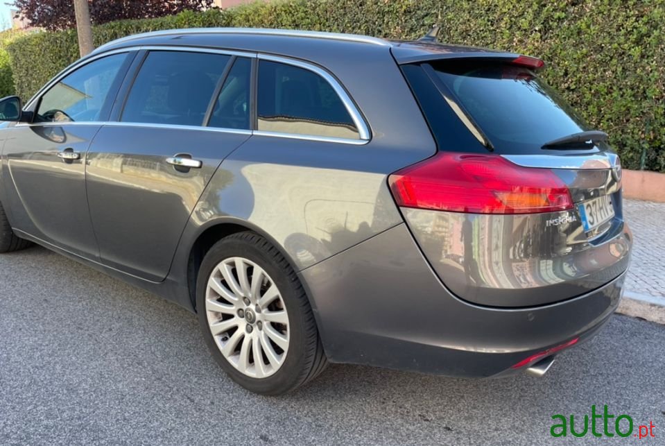 2009' Opel Insignia Sports Tourer photo #3