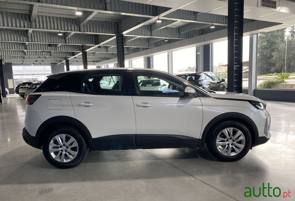 2021' Peugeot 3008 photo #4