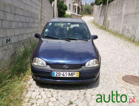 1999' Opel Corsa 1.0 12V photo #2