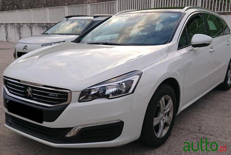 2015' Peugeot 508 Sw photo #1