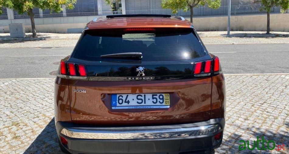 2017' Peugeot 3008 photo #3