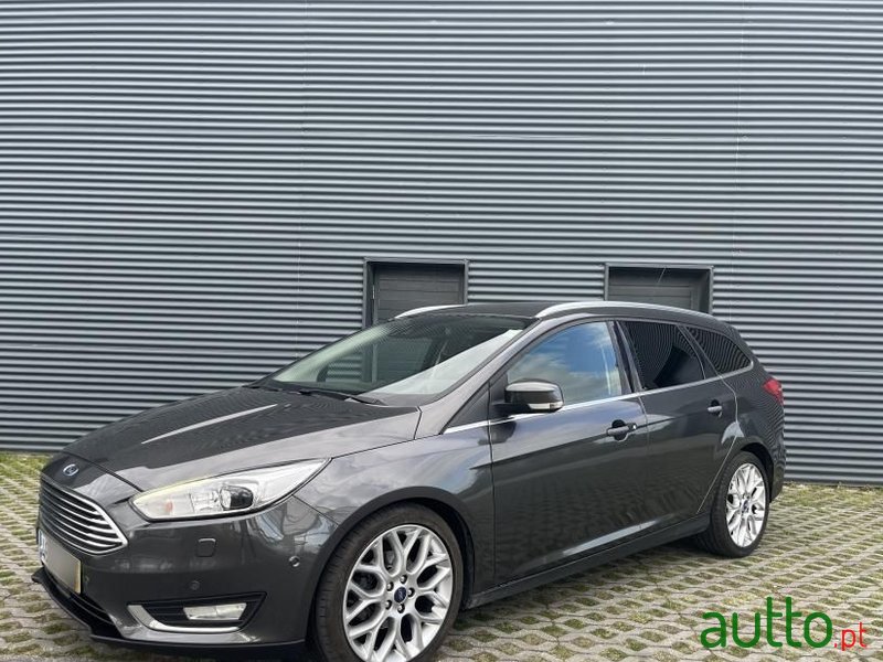 2015' Ford Focus Sw photo #5