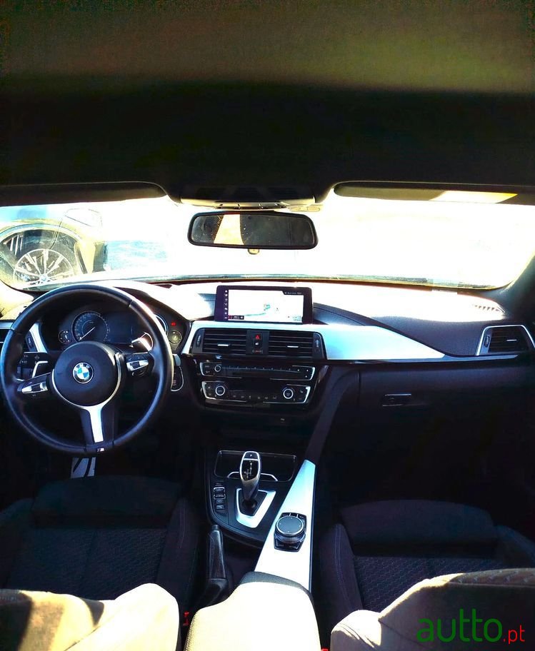 2019' BMW Série 4 D Pack M Auto photo #4