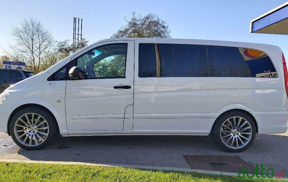 2014' Mercedes-Benz Vito photo #2