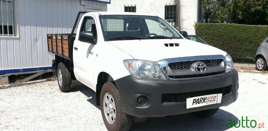 2009' Toyota Hilux photo #3