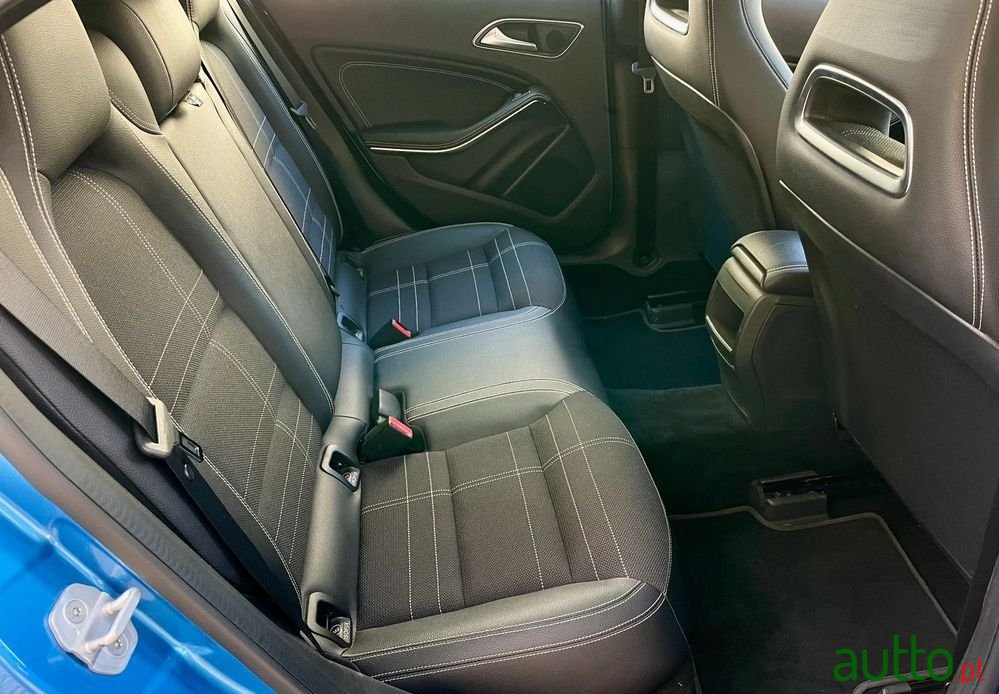 2016' Mercedes-Benz Classe A Score! photo #6