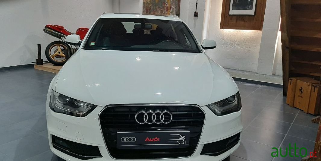 2015' Audi A4 Avant photo #3