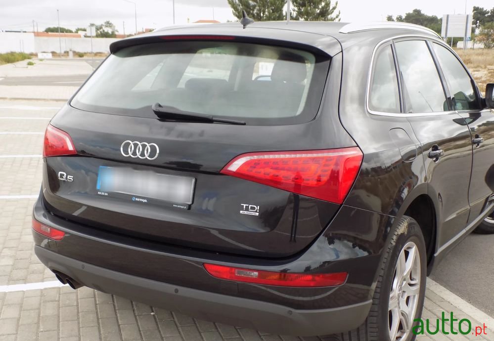 2011' Audi Q5 photo #3