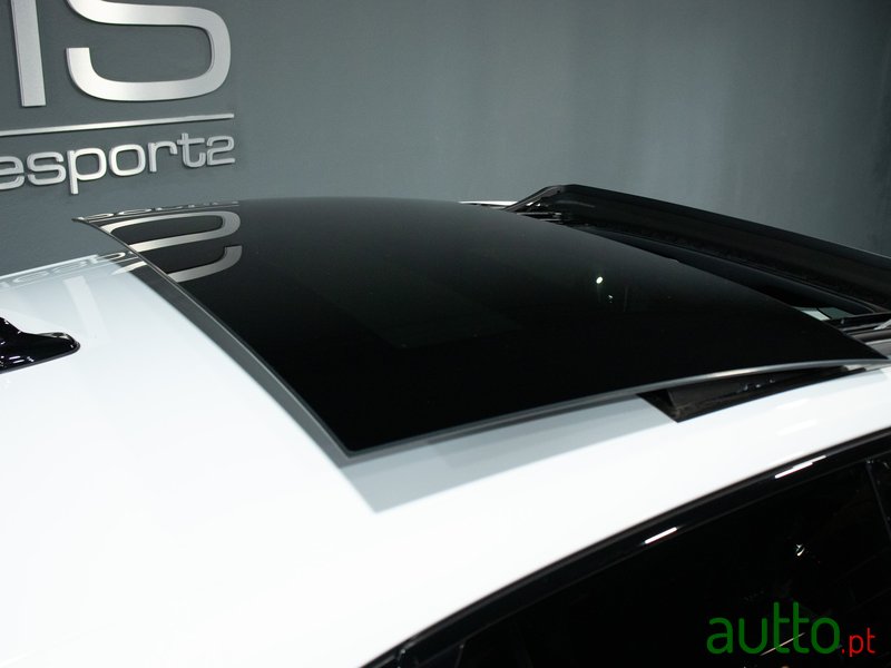 2020' Audi Q3 45 TFSI Sportback S-Line 2.0 photo #4