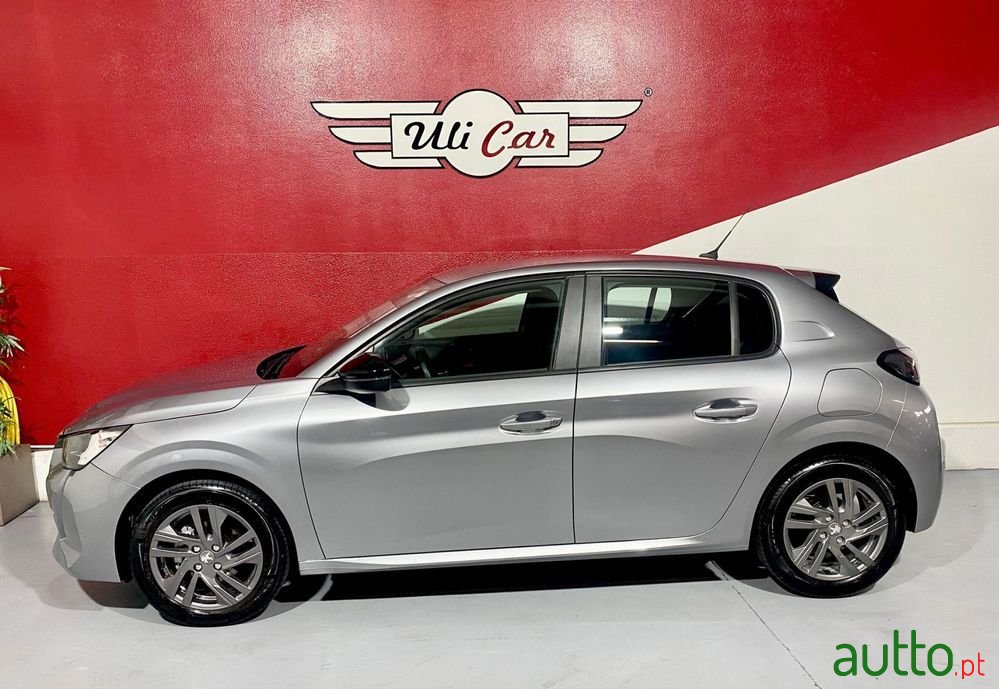 2022' Peugeot 208 photo #6