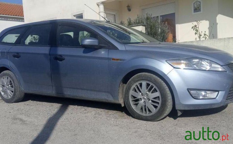 2007' Ford Mondeo Sw photo #2