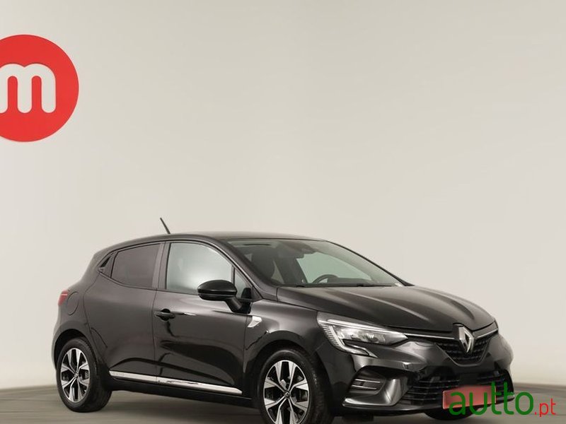 2021' Renault Clio photo #1