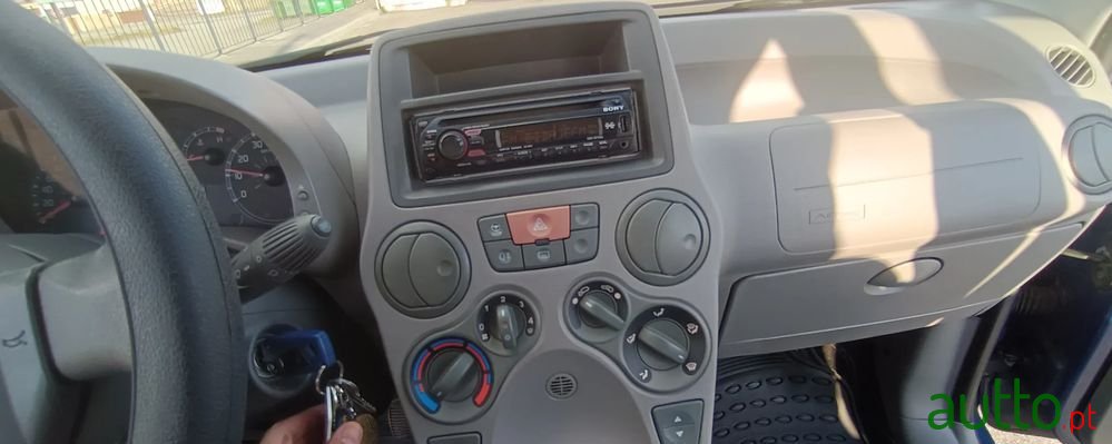 2004' Fiat Panda photo #6