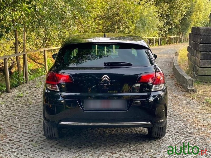 2018' Citroen C4 photo #6