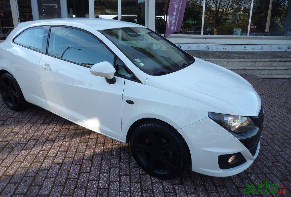 2010' SEAT Ibiza 1.2 Tdi photo #1