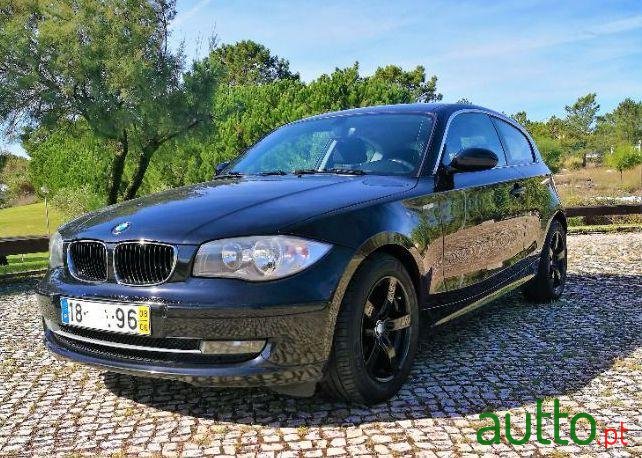 2008' BMW 118 photo #1