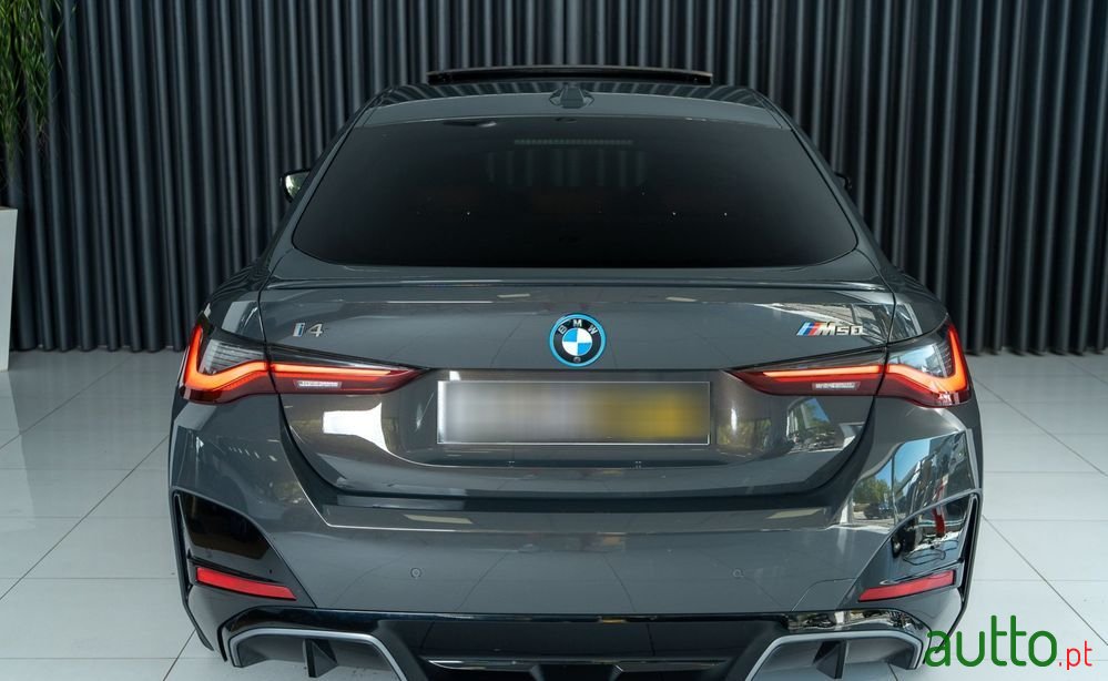 2022' BMW Série I M50 photo #3